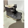 Image 1 : KEEN boots size 5