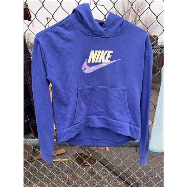 Nike hoodie youth X