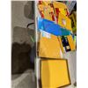 Image 1 : Envelopes and letter size file folders and sheet protectors