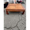 Image 1 : Large coffee table measures 42" x 42" x 16"