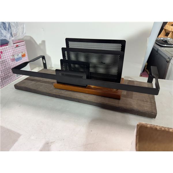 Shelf and desk top organizer