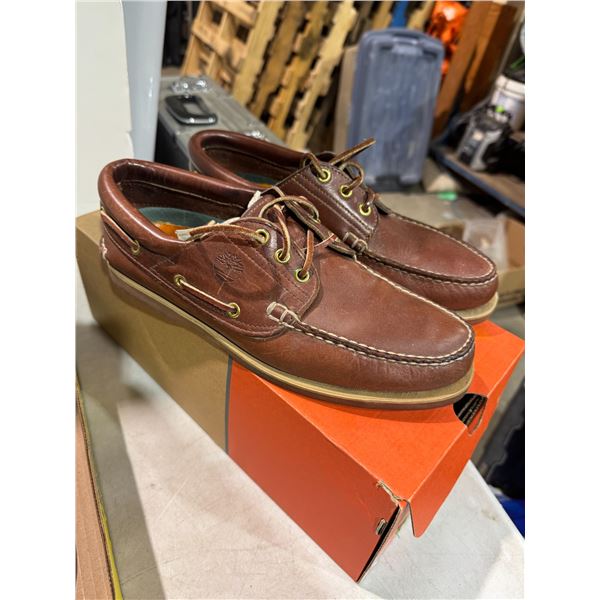 Timberland shoes, size 9,, Ish