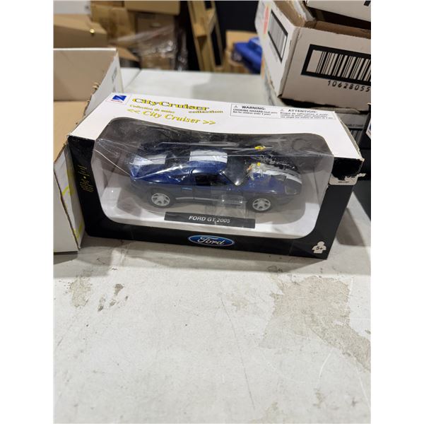 Ford GT 2005 city cruiser