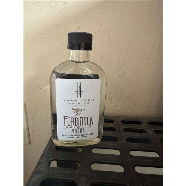 Forbidden Spirits vodka 200ml