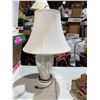 Image 1 : Table lamp