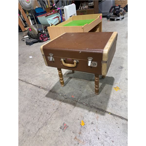 Suitcase table