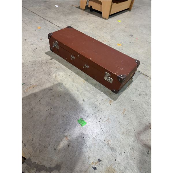 Vintage travel case