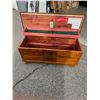Image 2 : Lane Cedar chest
