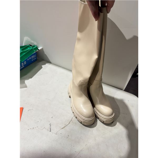 H&M boots size 39