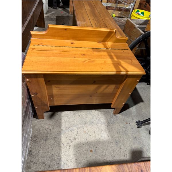 Small chest 26" x 13" x 19"