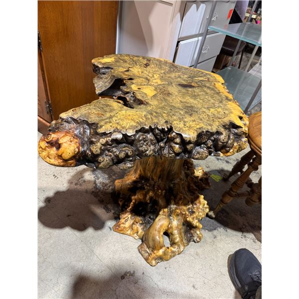 Burlwood table 27" x 33" 20 inches tall