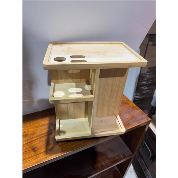 Bamboo make up carousel rotating