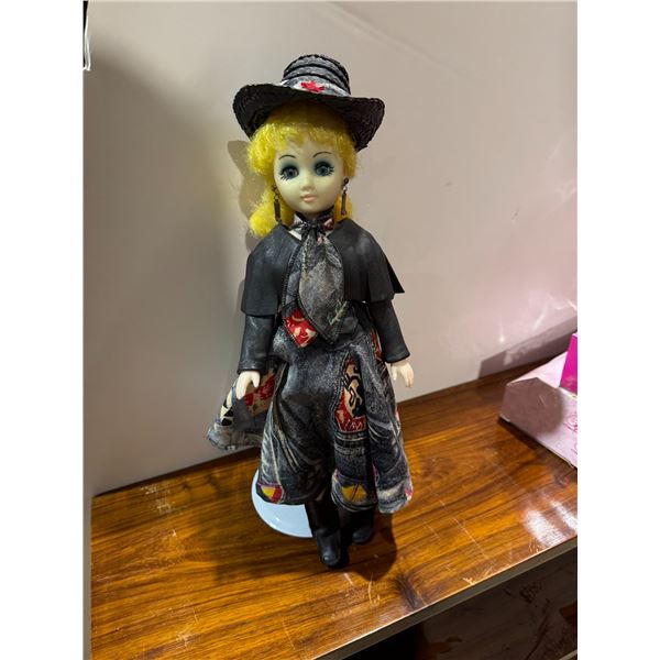 vintage Madame Alexander "International