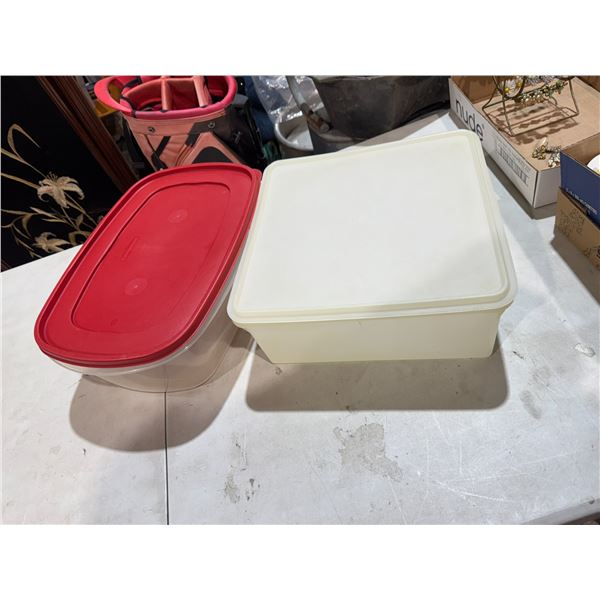 Tupperware and Rubbermaid painters