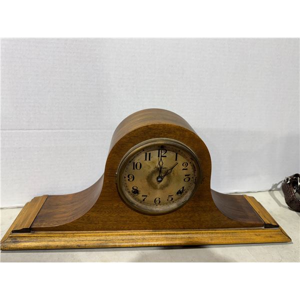 Mantle clock