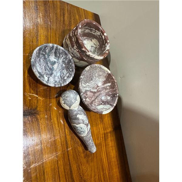 Natural stone, Mottar and pestal and other bowls