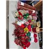 Image 1 : Christmas bows and ribbon