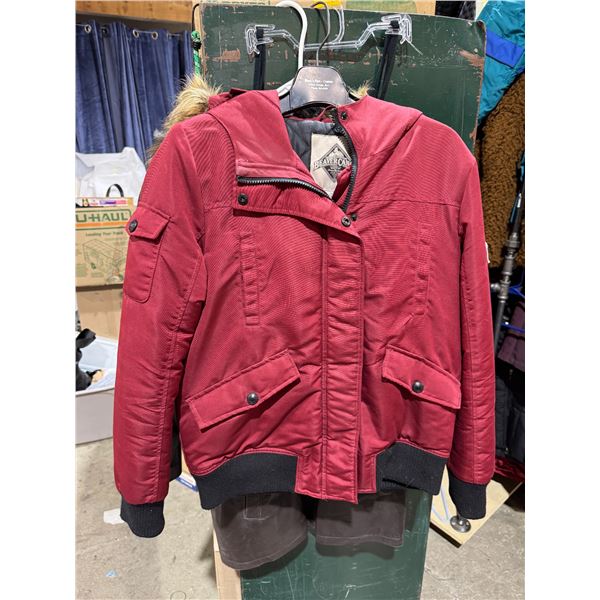 Beaver Canoe large coat