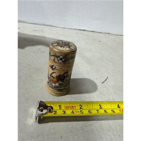 Bone toothpick holder