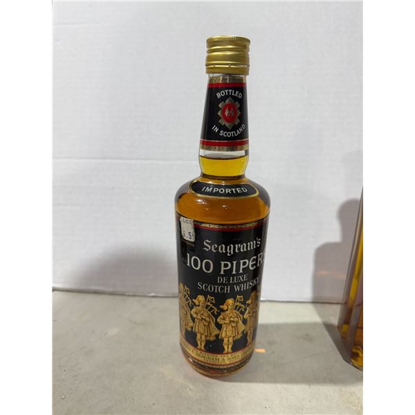 Seagrams 100 Pipers deluxe scotch whiskey 25FL OZS