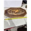 Image 1 : Deer carving