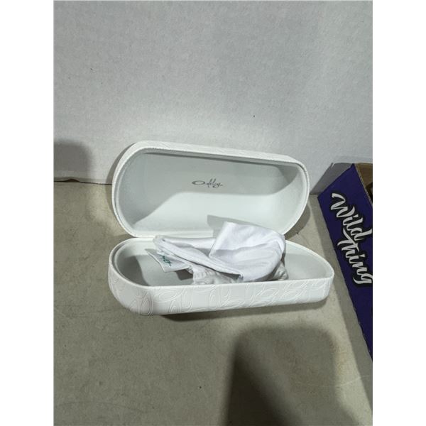 Oakley sunglass case