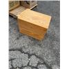 Image 1 : Wood crate