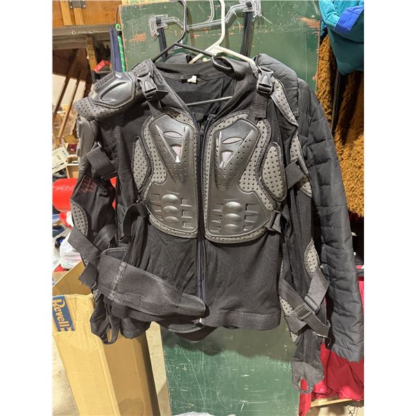 Protective riding gear size 2 XL