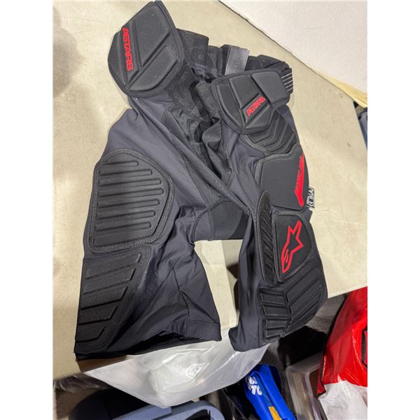 Size large bionic pro protection shorts