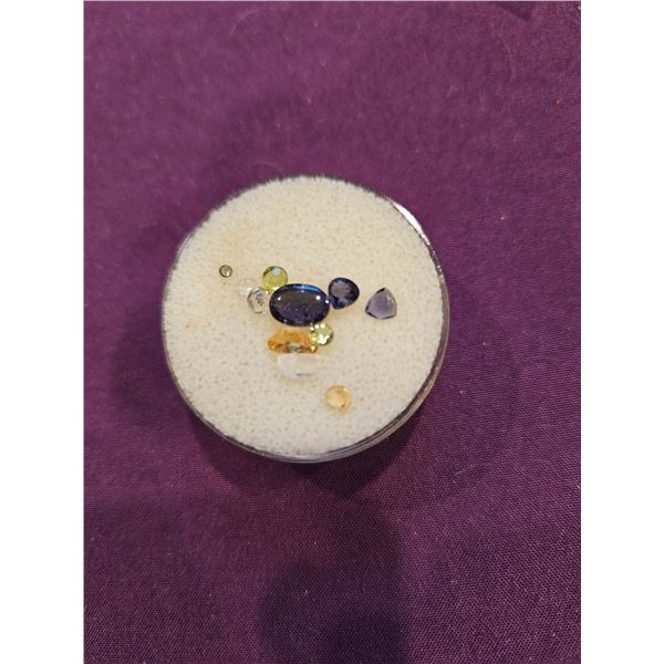 Assorted loose gemstones