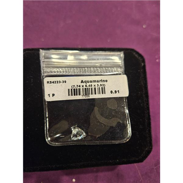 Aquarmarine stone