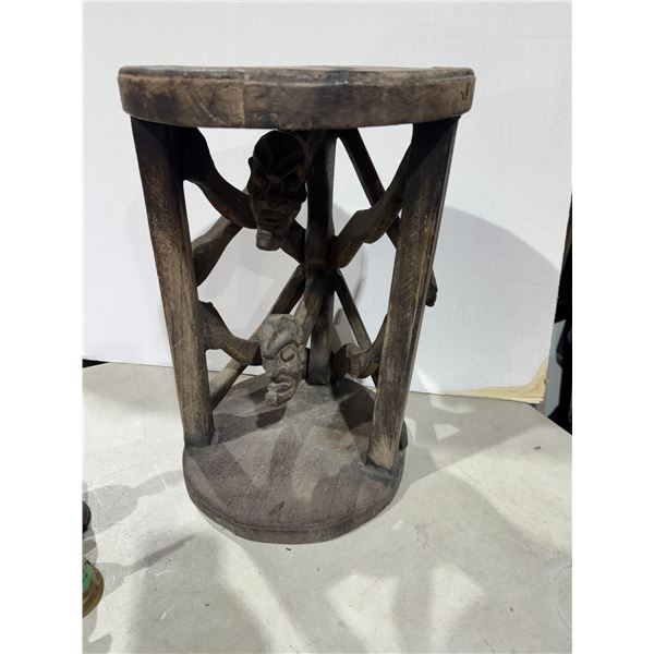 Vintage tribal carved stool/plant stand 18 inches