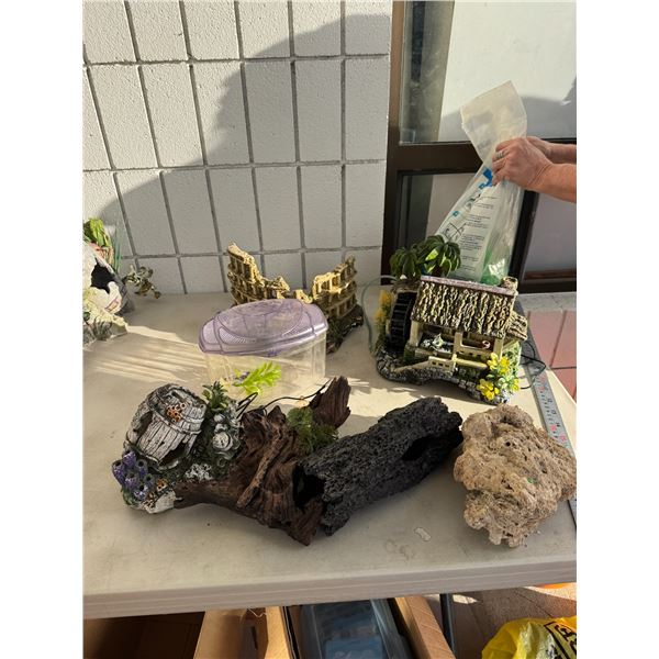 Assorted fish tank or aquarium items