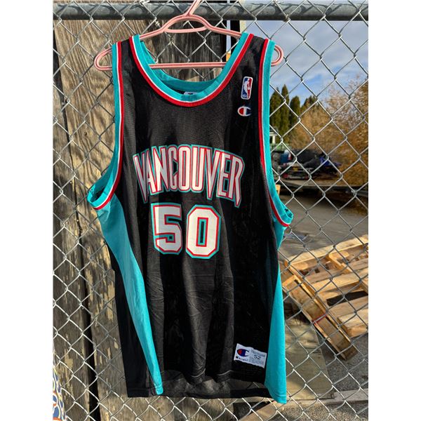 Jersey signed by Reeves