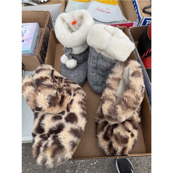 Kids size slipper size 9–10 and 1/2