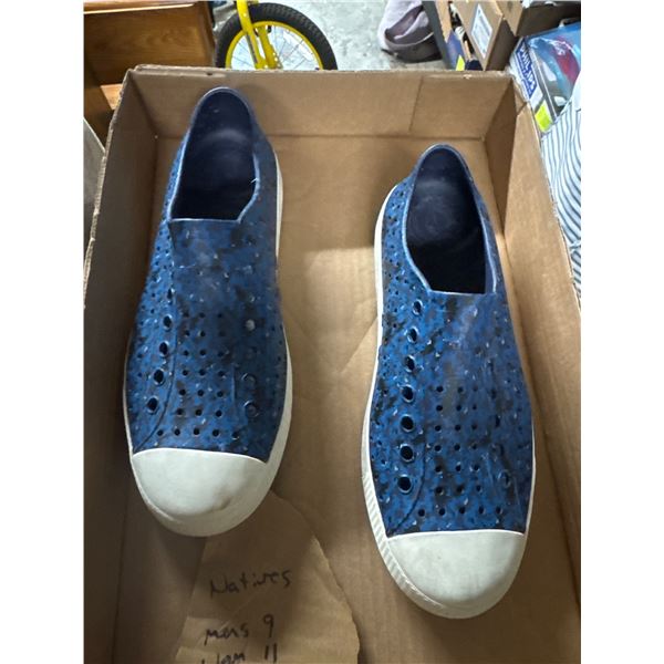 Native shoes men's size 9 women's size 11