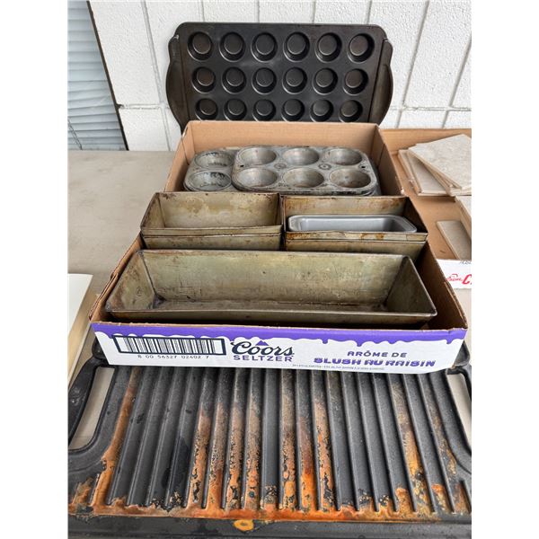 Baking pans and grill