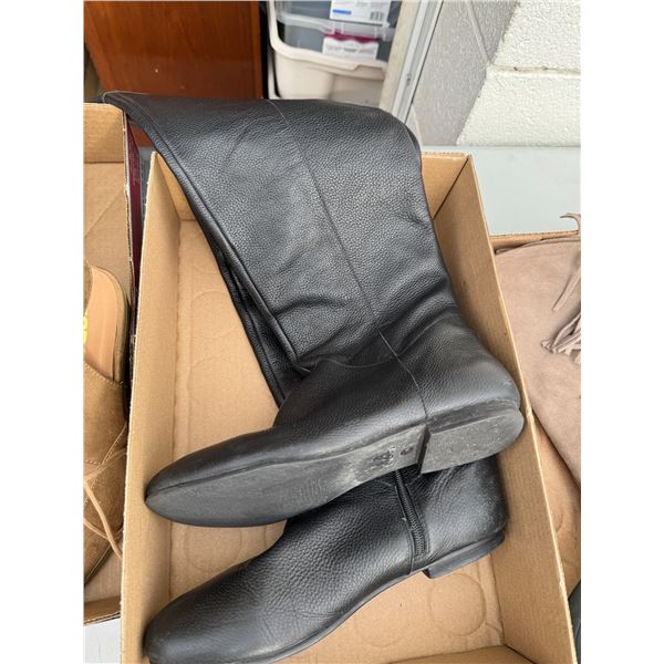 Boots size 10