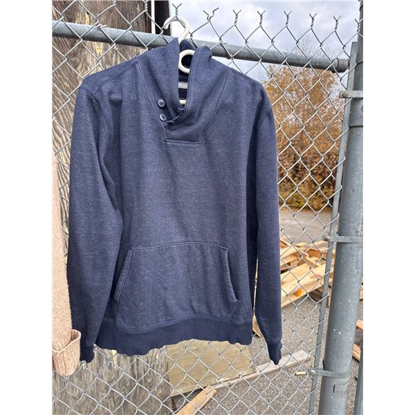 Gap, extra large shirt