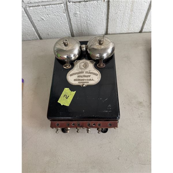 Automatic electric Chicago wall mount ringer box 2 silver bells, 1923