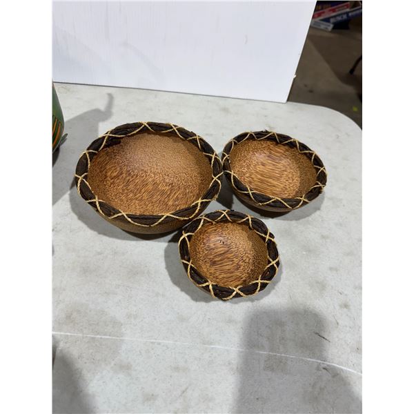 Coconut vanilla bowls