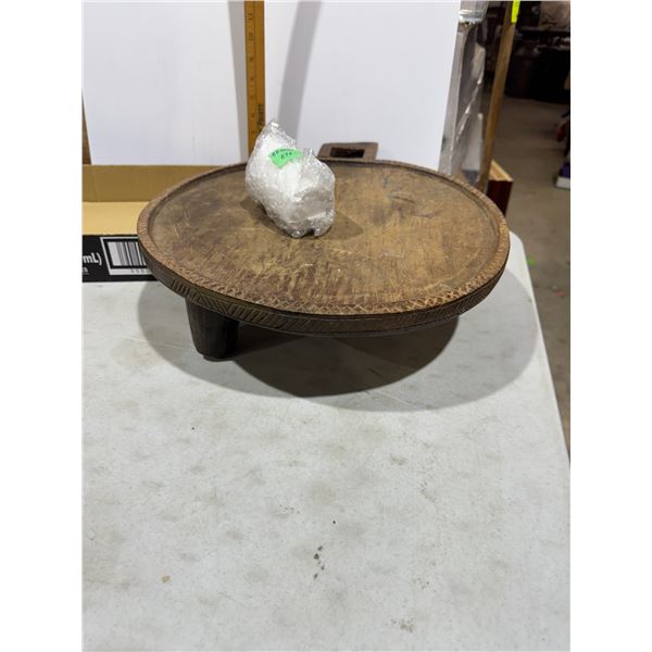 Ethiopian tabletop one leg needs repair