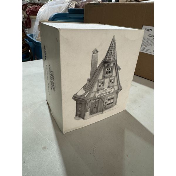 Heritage Village Collection, Alpine Village KUKUCK UHREN