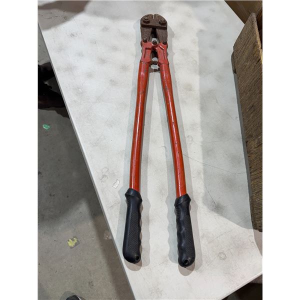 Bolt cutters 30 inch