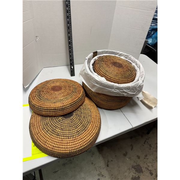 Weaved  nesting baskets