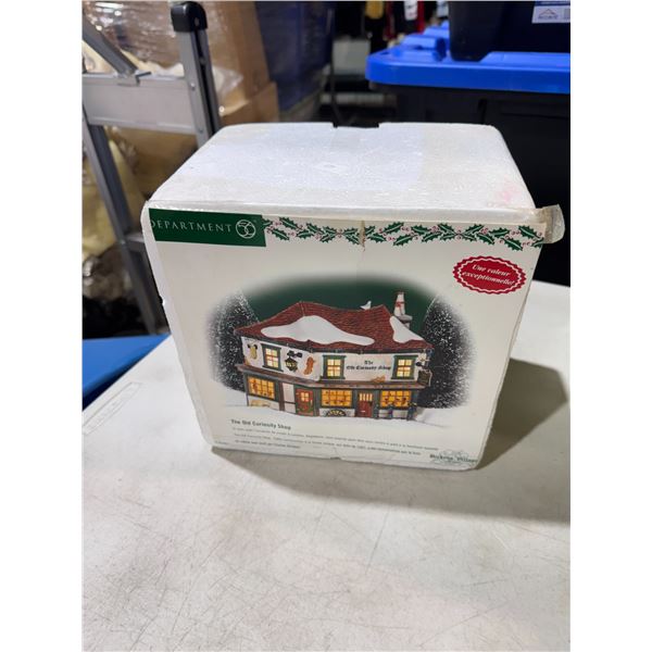 Department 56 the old curiosity shop Dickens Village