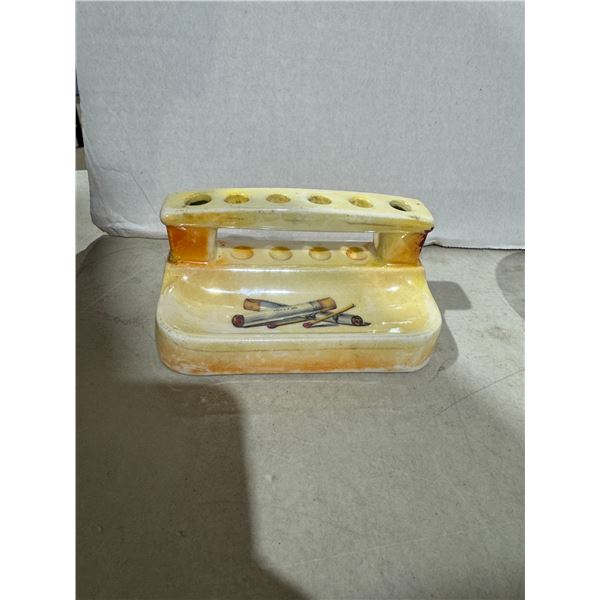 Cigarette holder and ashtray