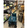 Image 1 : Pull cart