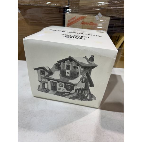 Heritage Village Collection Alpine Village series BERNHARDINER HUNDCHEN