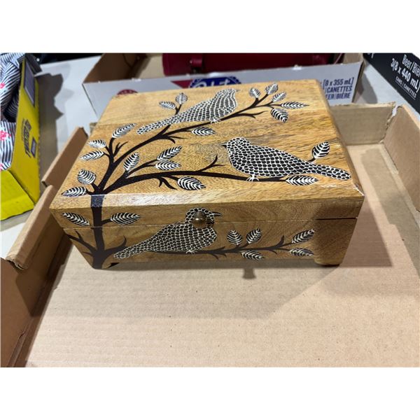 HAnd painted wood box